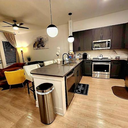 Luxury Oasis Bhm Apartment Бирмингам Екстериор снимка