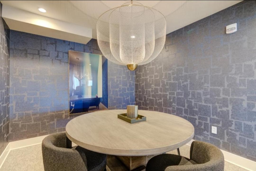 Luxury Oasis Bhm Apartment Бирмингам Екстериор снимка